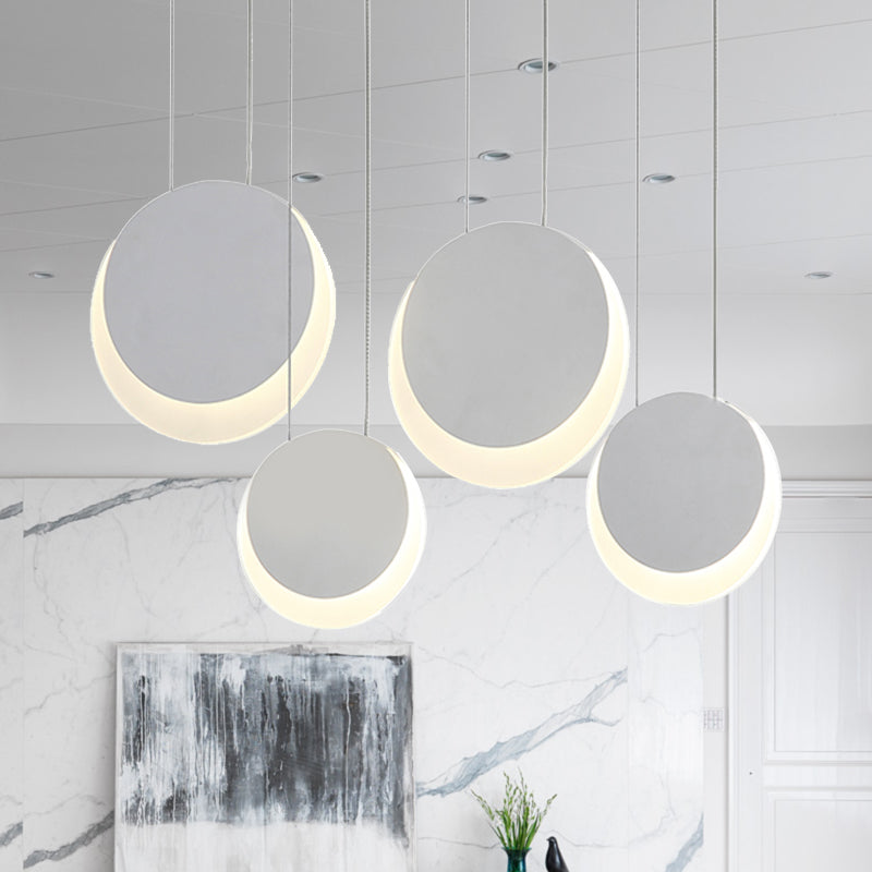 Moon Shaped Multi Light Pendant Nordic Metal 3/4/5 Lights White Cluster Pendant Light in Warm/White Light 4 White White Clearhalo 'Ceiling Lights' 'Modern Pendants' 'Modern' 'Pendant Lights' 'Pendants' Lighting' 246803