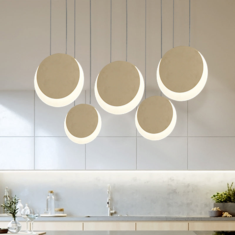 Moon Shaped Multi Light Pendant Nordic Metal 3/4/5 Lights White Cluster Pendant Light in Warm/White Light 5 White Warm Clearhalo 'Ceiling Lights' 'Modern Pendants' 'Modern' 'Pendant Lights' 'Pendants' Lighting' 246809