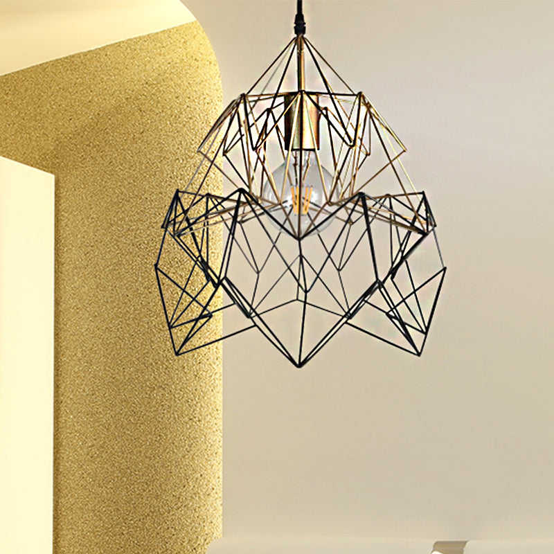 1 Light Geometric Cage Pendant Lighting Traditional Black and Gold Metal Hanging Light Fixture Black-Gold Clearhalo 'Ceiling Lights' 'Pendant Lights' 'Pendants' Lighting' 246909_20e96108-75af-4ab3-bd82-b3c85e01b95a