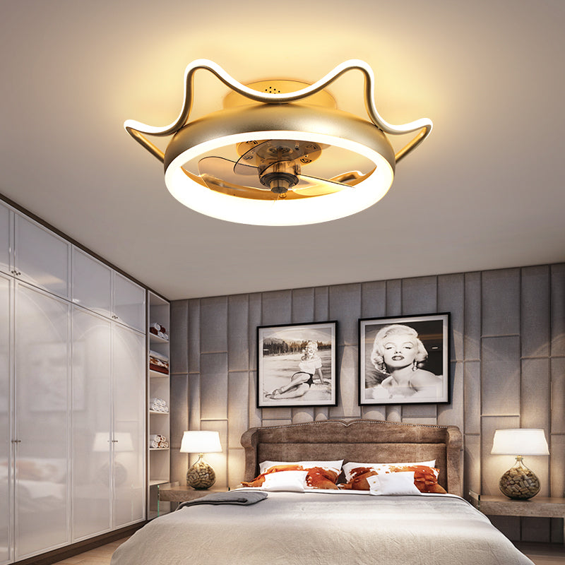 3 Blades Circle Metal Ceiling Fan Light Minimalist Gold LED Semi Flush Light Fixture with Remote Clearhalo 'Ceiling Fans with Lights' 'Ceiling Fans' 'Modern Ceiling Fans' 'Modern' Lighting' 2477555