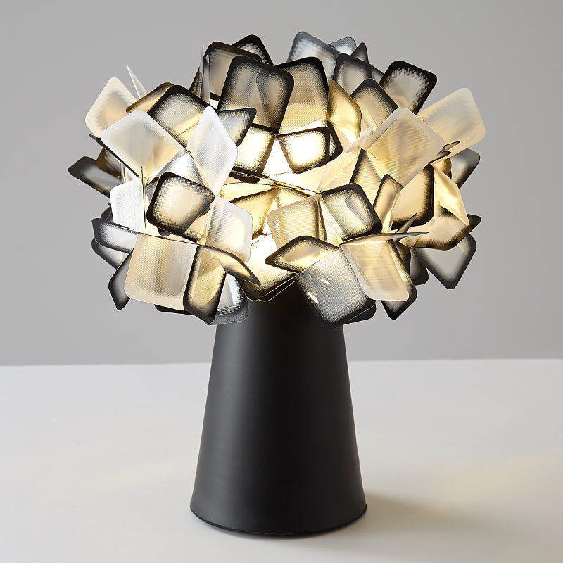 Origami Flower Metal Night Lamp Decorative LED Accent Table Light for Living Room Black Clearhalo 'Lamps' 'Table Lamps' Lighting' 2478185