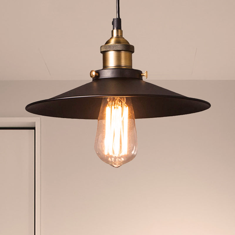 Metallic Flat Shade Ceiling Pendant Retro Stylish 1 Bulb Coffee Shop Hanging Lamp in Black, 7"/8.5" Width Clearhalo 'Art Deco Pendants' 'Black' 'Cast Iron' 'Ceiling Lights' 'Ceramic' 'Crystal' 'Industrial Pendants' 'Industrial' 'Metal' 'Middle Century Pendants' 'Pendant Lights' 'Pendants' 'Rustic Pendants' 'Tiffany' Lighting' 248805