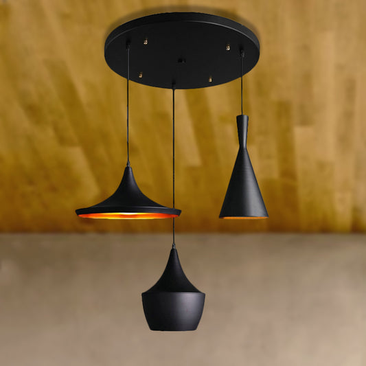 3 Heads Pendant Light with Shade Metallic Industrial Style Restaurant Hanging Light in Black Clearhalo 'Ceiling Lights' 'Modern Pendants' 'Modern' 'Pendant Lights' 'Pendants' Lighting' 249529