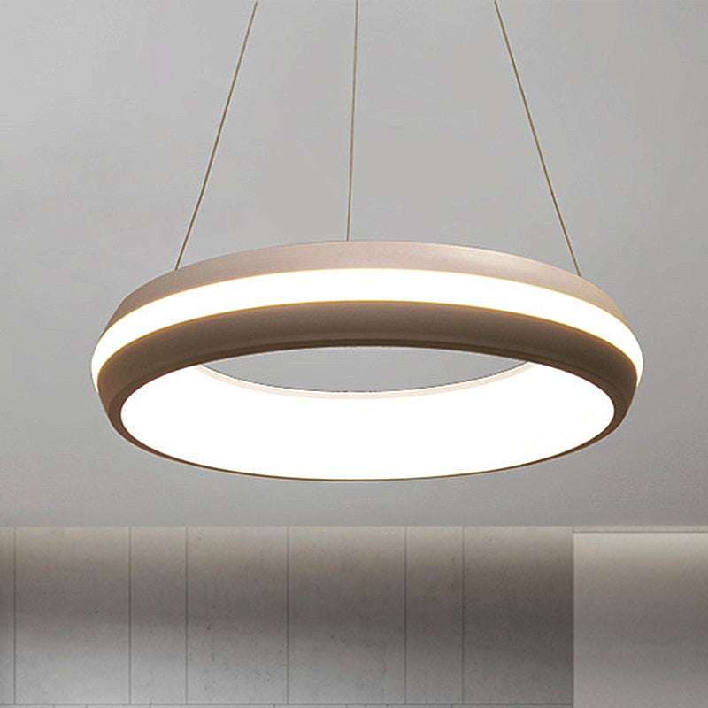 Doughnut Metal Pendant Modernist Led White/Grey Hanging Light Fixture in Third Gear, 19"/25" Wide Clearhalo 'Ceiling Lights' 'Modern Pendants' 'Modern' 'Pendant Lights' 'Pendants' Lighting' 249697