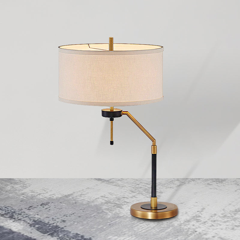 1 Light Desk Light Traditional Drum Fabric Reading Lamp in Brass for Bedroom with Base Clearhalo 'Lamps' 'Table Lamps' Lighting' 250117