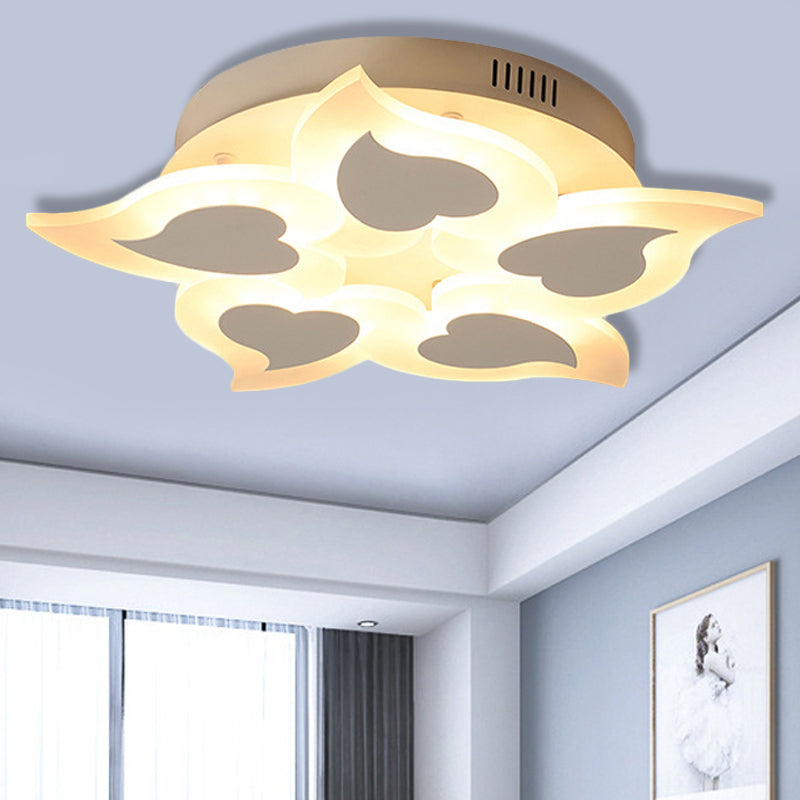 Baby Room Heart Petal Flush Ceiling Light Acrylic Modern Pretty Ceiling Lamp in White Clearhalo 'Ceiling Lights' 'Close To Ceiling Lights' 'Close to ceiling' 'Flush mount' Lighting' 251335