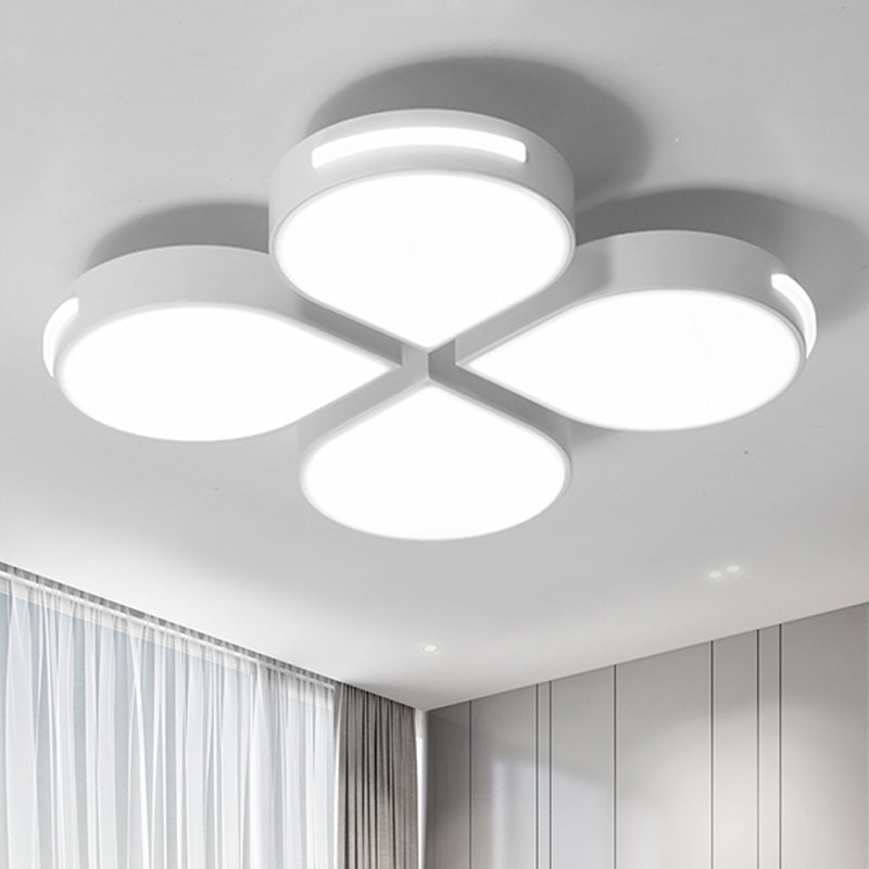 Modern Contemporary Flower Flush Mount Ceiling Light Acrylic Flush Mount Ceiling Fixture in White for Kid Bedroom White White Clearhalo 'Ceiling Lights' 'Close To Ceiling Lights' 'Close to ceiling' 'Semi-flushmount' Lighting' 251613