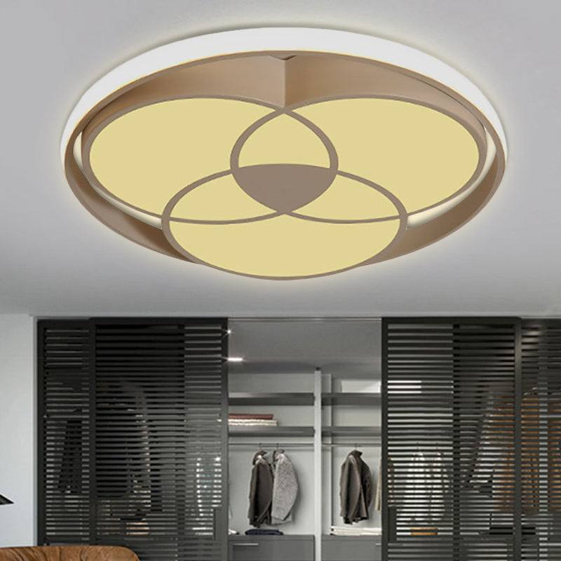 Acrylic Circle Flush Mount Ceiling Light Art Deco Flush Ceiling Light Fixture for Bedroom White Clearhalo 'Ceiling Lights' 'Close To Ceiling Lights' 'Close to ceiling' 'Flush mount' Lighting' 251654