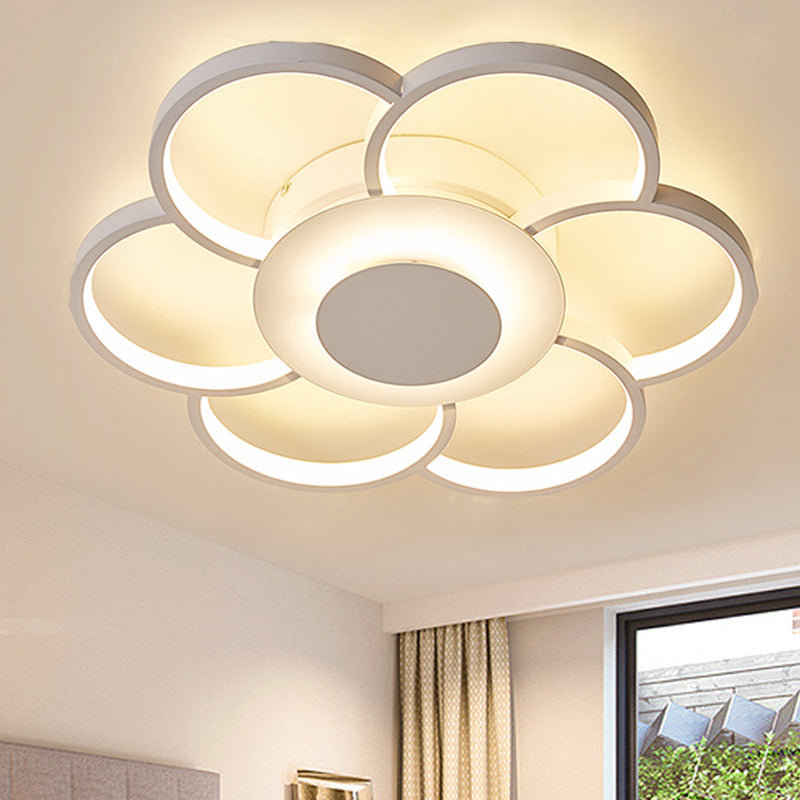 Acrylic Blossom LED Ceiling Fixture Modern Style Flush Mount Light in White for Kid Bedroom Clearhalo 'Ceiling Lights' 'Close To Ceiling Lights' 'Close to ceiling' 'Flush mount' Lighting' 252839