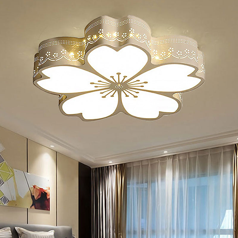 Kids White Flushmount Light Etched Petal Metal Ceiling Light for Child Bedroom Bathroom Clearhalo 'Ceiling Lights' 'Close To Ceiling Lights' 'Close to ceiling' 'Flush mount' Lighting' 253086