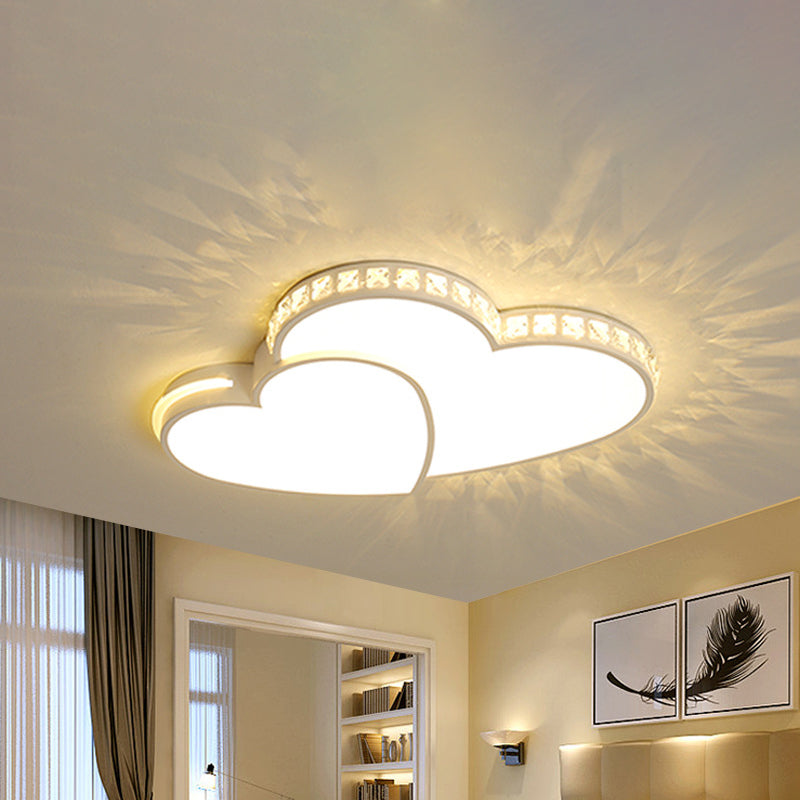 20.5"/24.5" W Heart Shaped Ceiling Flush Mount Minimal Crystal LED White Flush Light Fixture in Warm/White Light Clearhalo 'Ceiling Lights' 'Close To Ceiling Lights' 'Close to ceiling' 'Flush mount' Lighting' 254150