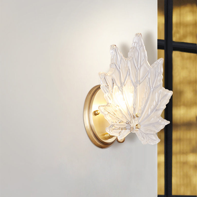 Maple Leaf Bedroom Wall Light Clear Crystal 1 Head Contemporary Wall Sconce Fixture with Round Backplate in Gold Clearhalo 'Modern wall lights' 'Modern' 'Wall Lamps & Sconces' 'Wall Lights' Lighting' 255741