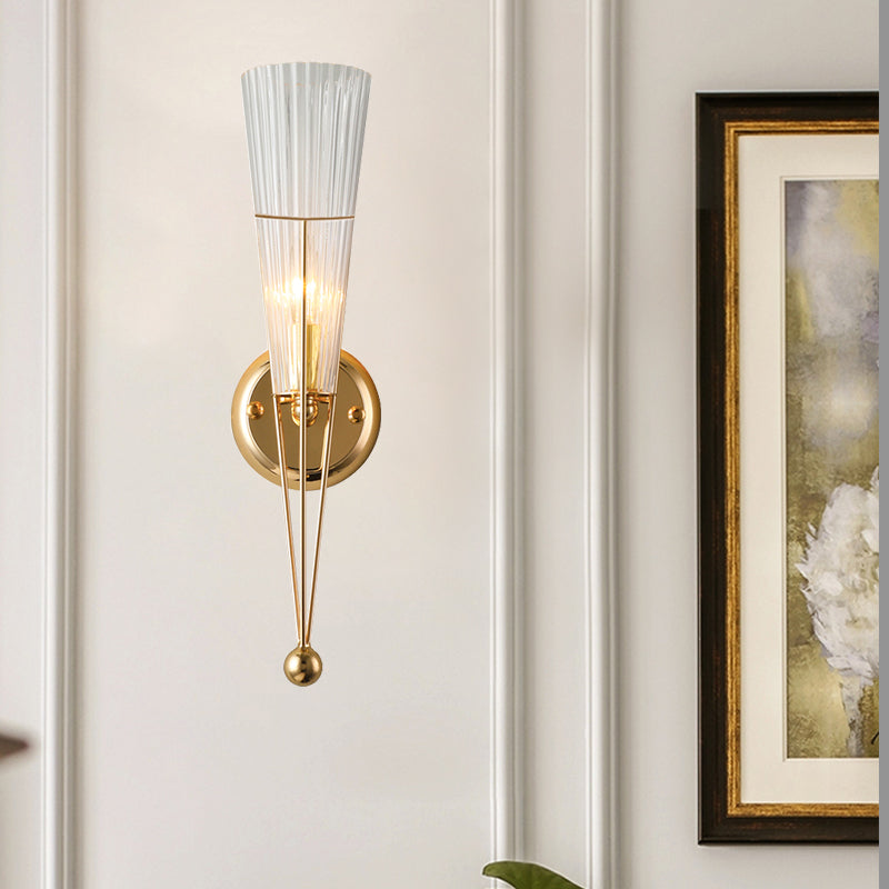 Black/Brass Torch Sconce Lighting 1 Light Modernism Metal and Clear Crystal Mini Wall Lamp Brass Clearhalo 'Cast Iron' 'Glass' 'Industrial' 'Modern wall lights' 'Modern' 'Tiffany' 'Traditional wall lights' 'Wall Lamps & Sconces' 'Wall Lights' Lighting' 259033