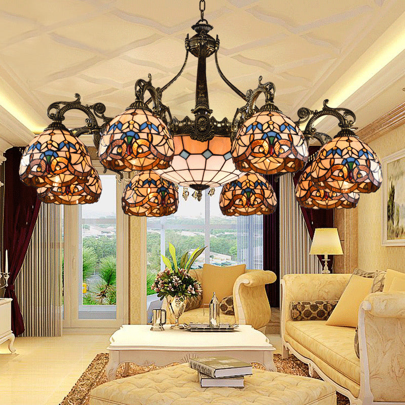 Brass and crystal chandelier with 9 lights in baroque style