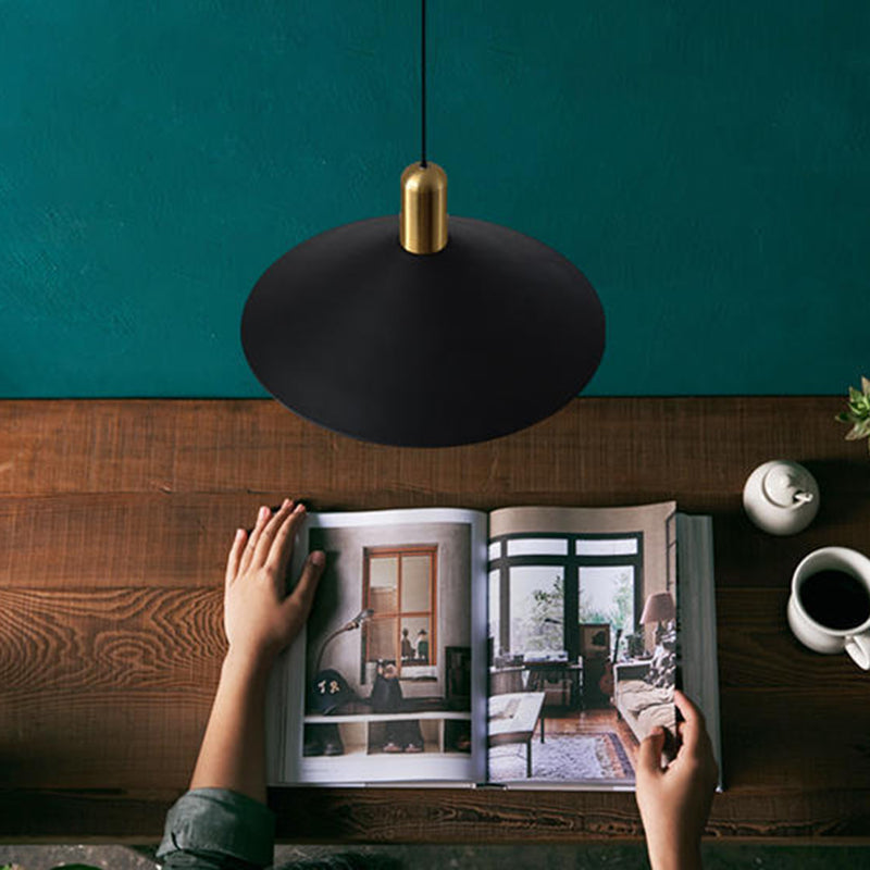 Industrial Tapered Pendant Ceiling Light Metal Pendant Lighting Fixture in Black Clearhalo 'Ceiling Lights' 'Pendant Lights' 'Pendants' Lighting' 2602942