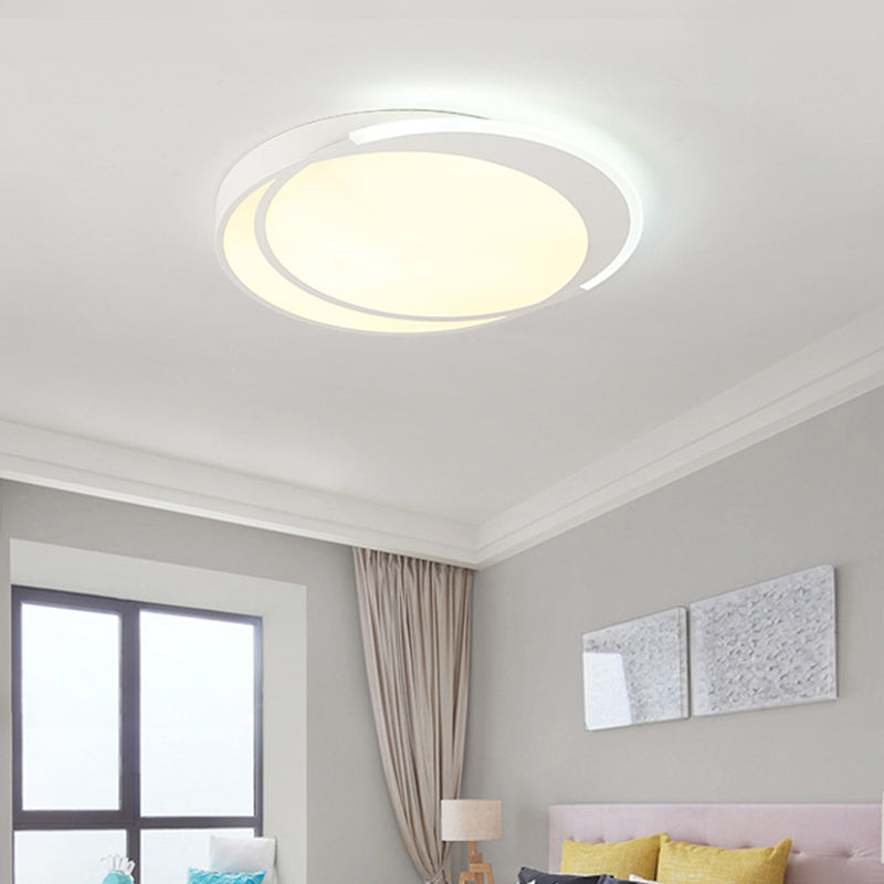 Circle Acrylic Flush Mounted Ceiling Light Minimalistic LED White Flushmount Ceiling Lamp White Clearhalo 'Ceiling Lights' 'Close To Ceiling Lights' 'Lighting' 2603098