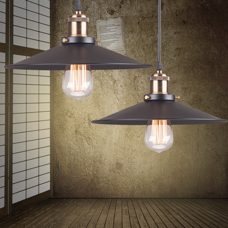 Metal Black Pendant Lighting Fixture Saucer Industrial Style Hanging Pendant Light Clearhalo 'Ceiling Lights' 'Pendant Lights' 'Pendants' Lighting' 2603833