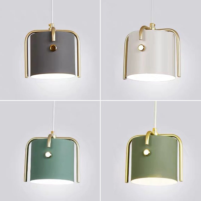 Cylinder Metal Down Lighting Pendant Simplicity Pendant Lighting Fixture for Restaurant Clearhalo 'Ceiling Lights' 'Pendant Lights' 'Pendants' Lighting' 2604145