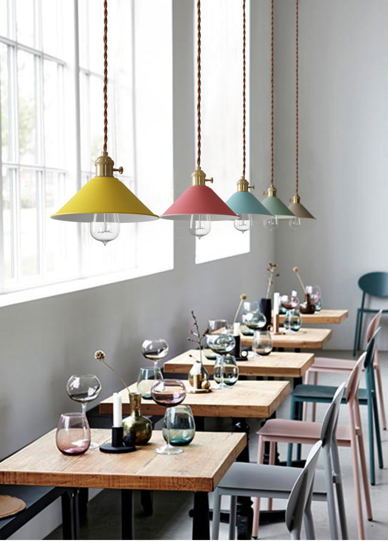 Tapered Dinning Room Pendant Lighting Fixture Metal Modern Style Hanging Pendant Lamp Clearhalo 'Ceiling Lights' 'Pendant Lights' 'Pendants' Lighting' 2604191