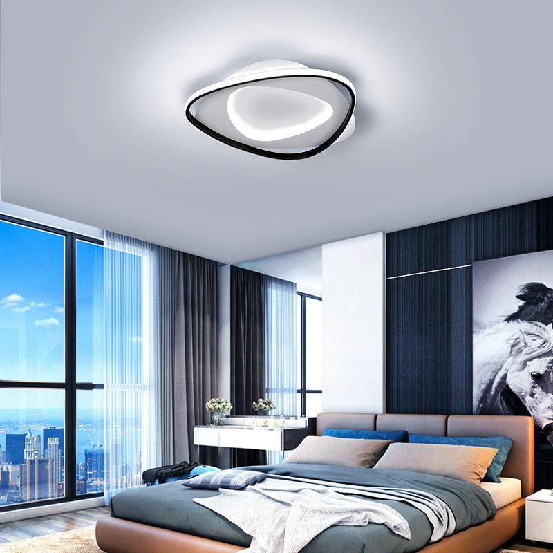 Triangle Bedroom Flush Mount Light Fixture Metal LED Modern Flush Mount Ceiling Light in Black Clearhalo 'Ceiling Lights' 'Close To Ceiling Lights' 'Lighting' 2604447