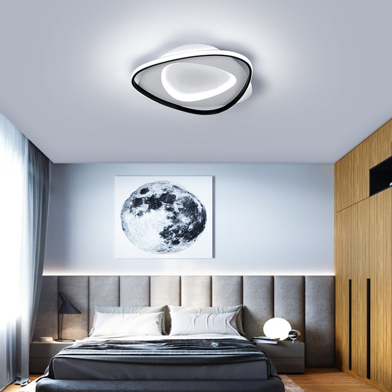 Triangle Bedroom Flush Mount Light Fixture Metal LED Modern Flush Mount Ceiling Light in Black Clearhalo 'Ceiling Lights' 'Close To Ceiling Lights' 'Lighting' 2604448