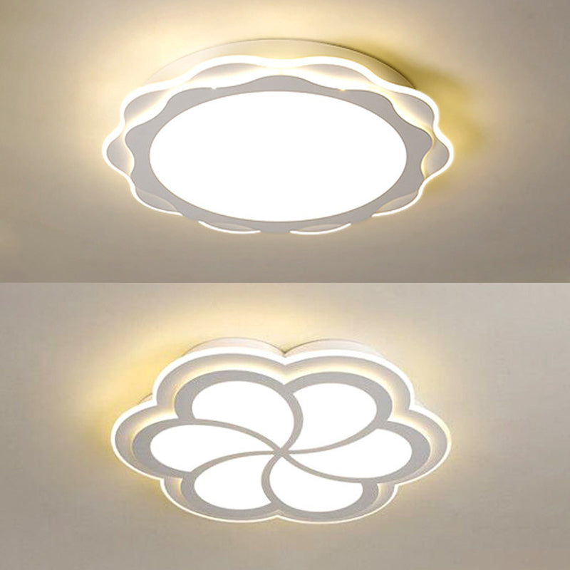 Simplicity LED Flush Mount Light Fixture White Petal Close to Ceiling Lighting with Acrylic Shade Clearhalo 'Ceiling Lights' 'Close To Ceiling Lights' 'Lighting' 2604515