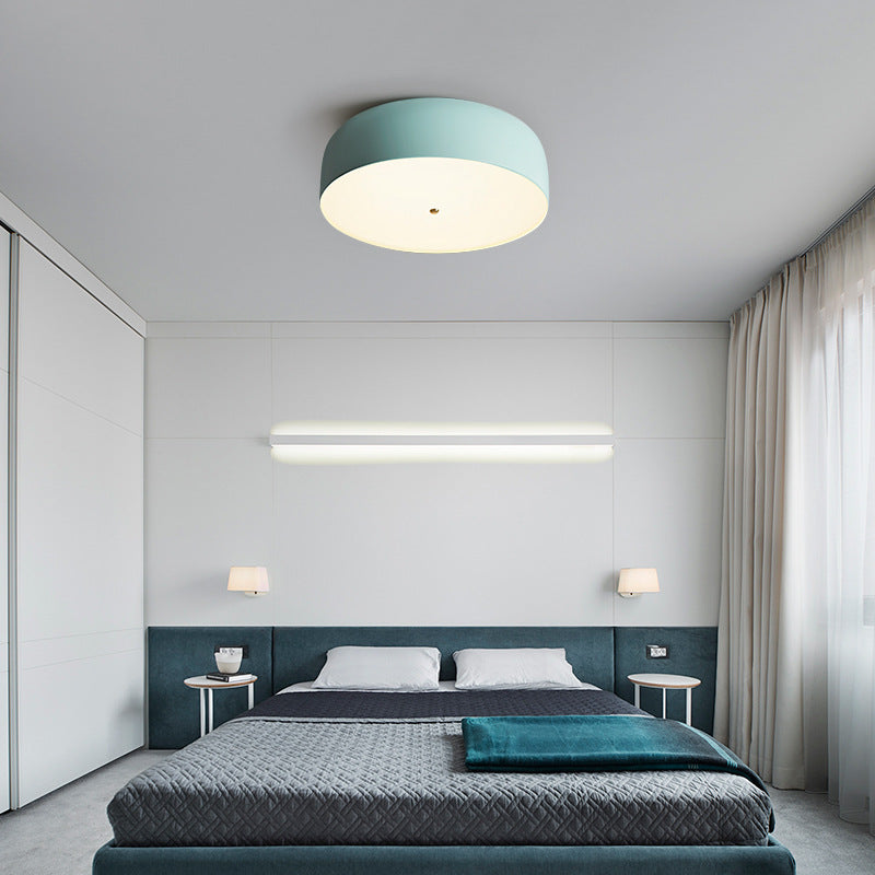 Circle Flush Mount Ceiling Light Fixture Nordic Style Metal Flush-Mount Light Fixture Green Clearhalo 'Ceiling Lights' 'Close To Ceiling Lights' 'Lighting' 2604549