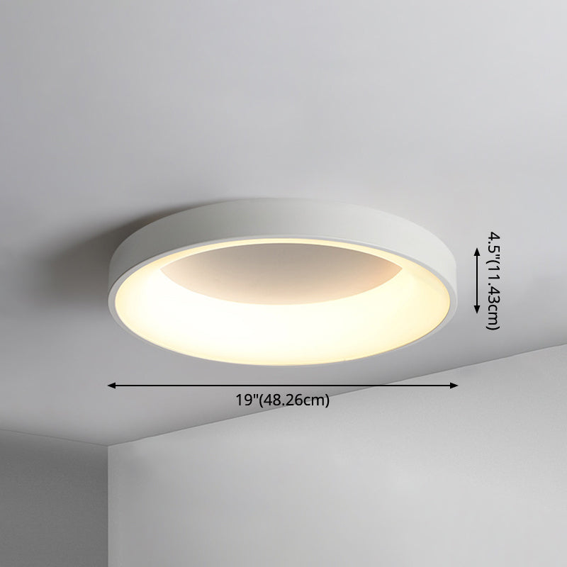 Metal Circular Flush mount Ceiling Lamp Nordic Style LED Flush Mount Lighting for Bedroom Clearhalo 'Ceiling Lights' 'Close To Ceiling Lights' 'Lighting' 2609781