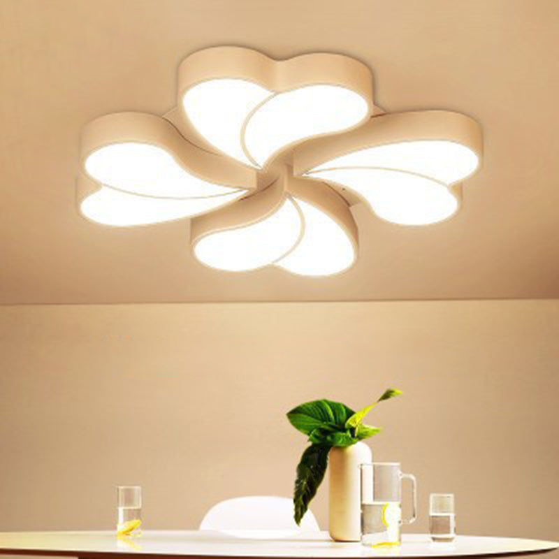 White Floral Flushmount Ceiling Lamp Modern Style Metal LED Flush Mount Lighting for Bedroom White Clearhalo 'Ceiling Lights' 'Close To Ceiling Lights' 'Lighting' 2609904