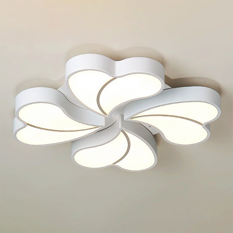 White Floral Flushmount Ceiling Lamp Modern Style Metal LED Flush Mount Lighting for Bedroom Clearhalo 'Ceiling Lights' 'Close To Ceiling Lights' 'Lighting' 2609915