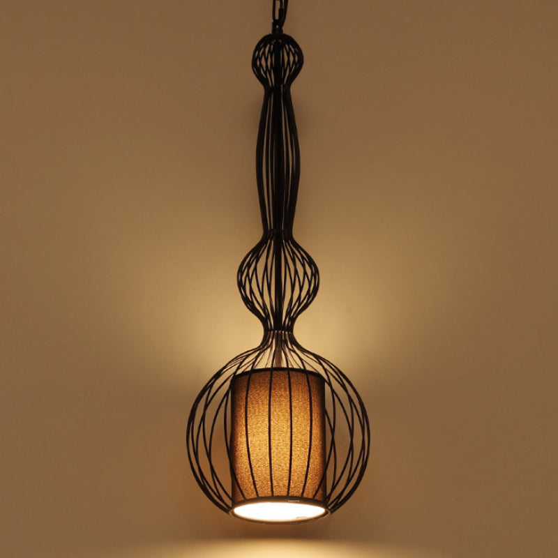 Black Oval/Gourd/Lantern Pendant Lighting Vintage Metal 1 Light Dining Room Hanging Ceiling Light Black Gourd Clearhalo 'Ceiling Lights' 'Pendant Lights' 'Pendants' Lighting' 261322_70a111d2-450a-46f3-a3bc-2b845b8d23f3