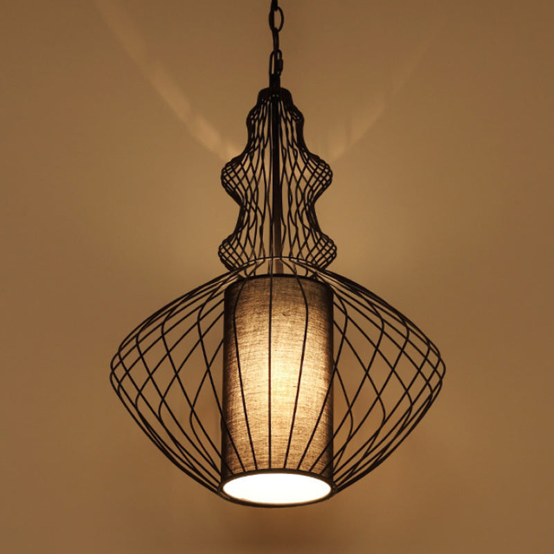 Black Oval/Gourd/Lantern Pendant Lighting Vintage Metal 1 Light Dining Room Hanging Ceiling Light Clearhalo 'Ceiling Lights' 'Pendant Lights' 'Pendants' Lighting' 261326