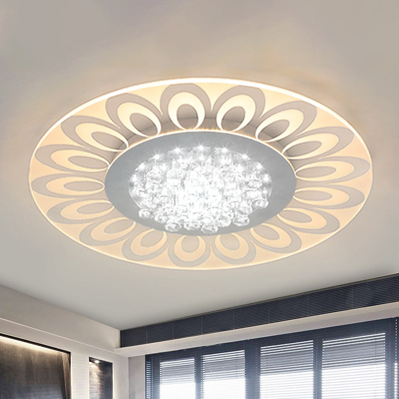 16.5"/20.5"/24.5" W LED Round Flush Light Fixture Modern Style White Crystal Flush Mount Lighting in Warm/White/Natural Light Clearhalo 'Ceiling Lights' 'Close To Ceiling Lights' 'Close to ceiling' 'Flush mount' Lighting' 261451