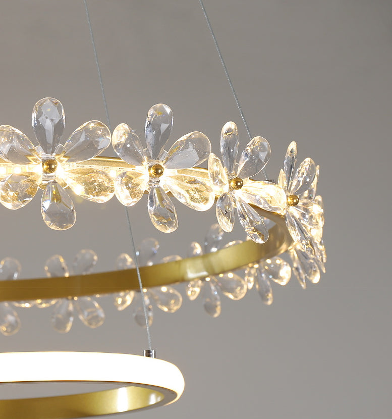 Gold Finish Wreath Pendant Light Minimalist Crystal LED Chandelier with Metal Ring Clearhalo 'Ceiling Lights' 'Chandeliers' Lighting' 2618558