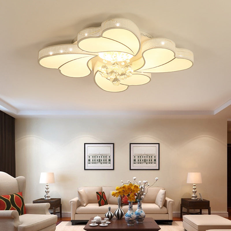 20.5"/24.5"/28.5" W LED Flower-Shaped Flush Light Fixture Simple White Crystal Flush Mount Lighting for Living Room in White/3 Color Light White Clearhalo 'Ceiling Lights' 'Close To Ceiling Lights' 'Close to ceiling' 'Flush mount' Lighting' 262009