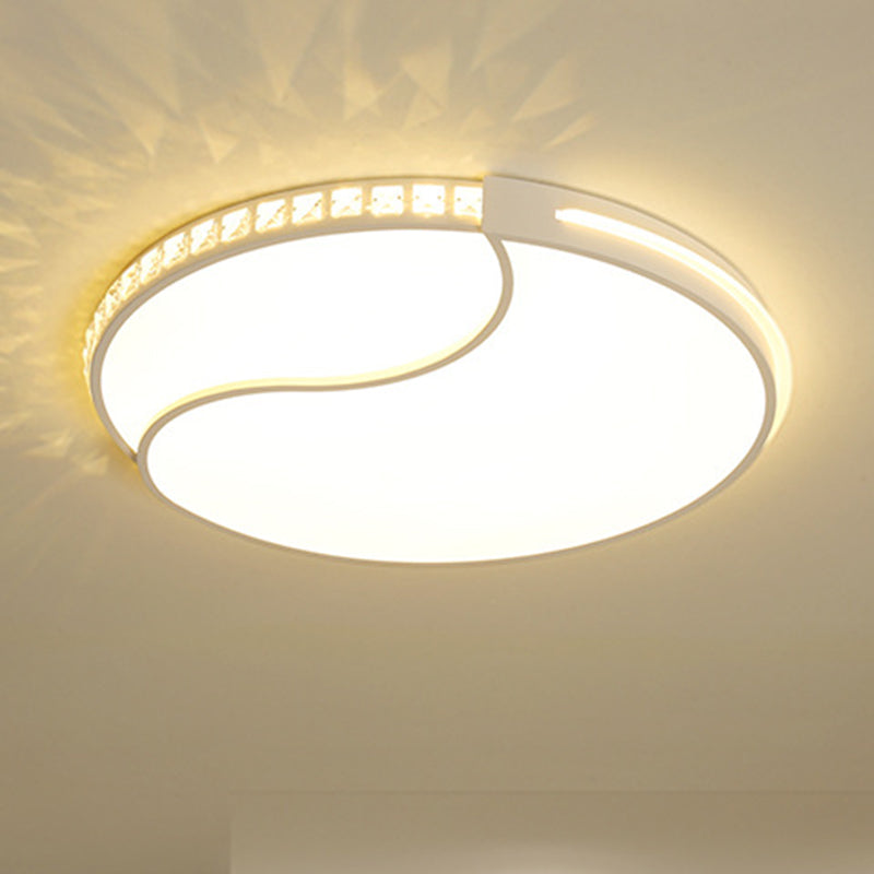 16.5“/20.5”/24.5“ W White LED Ceiling Mount Simple Acrylic Round Flush Light Fixture in Warm/White Light Clearhalo 'Ceiling Lights' 'Close To Ceiling Lights' 'Close to ceiling' 'Flush mount' Lighting' 262571