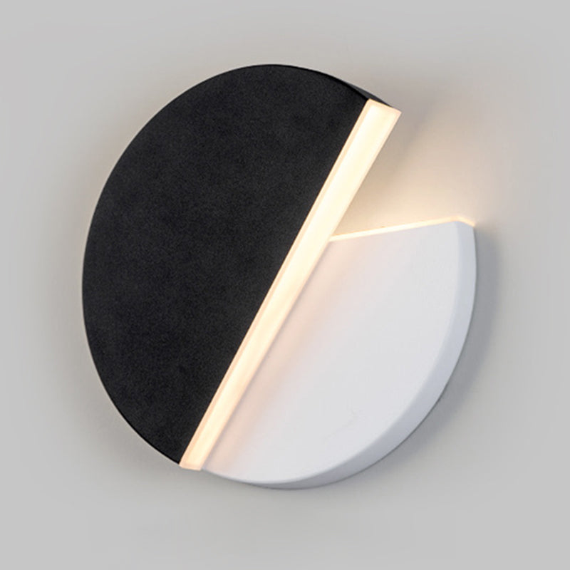 Nordic Rotatable Wall Lamp LED Acrylic Indoor Wall Light Fixtures in Round Disc Shape Black Clearhalo 'Wall Lamps & Sconces' 'Wall Lights' Lighting' 2627597