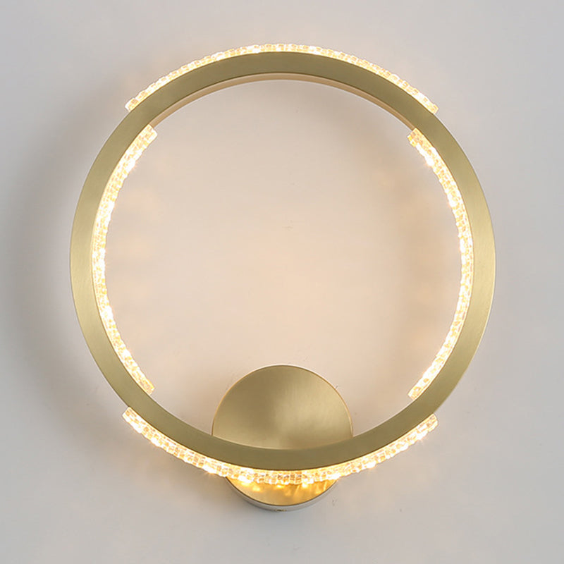 Fashion Circle Metal Wall Sconce Light Ambient Light Sconce Light in Gold Finish Clearhalo 'Wall Lamps & Sconces' 'Wall Lights' Lighting' 2627862