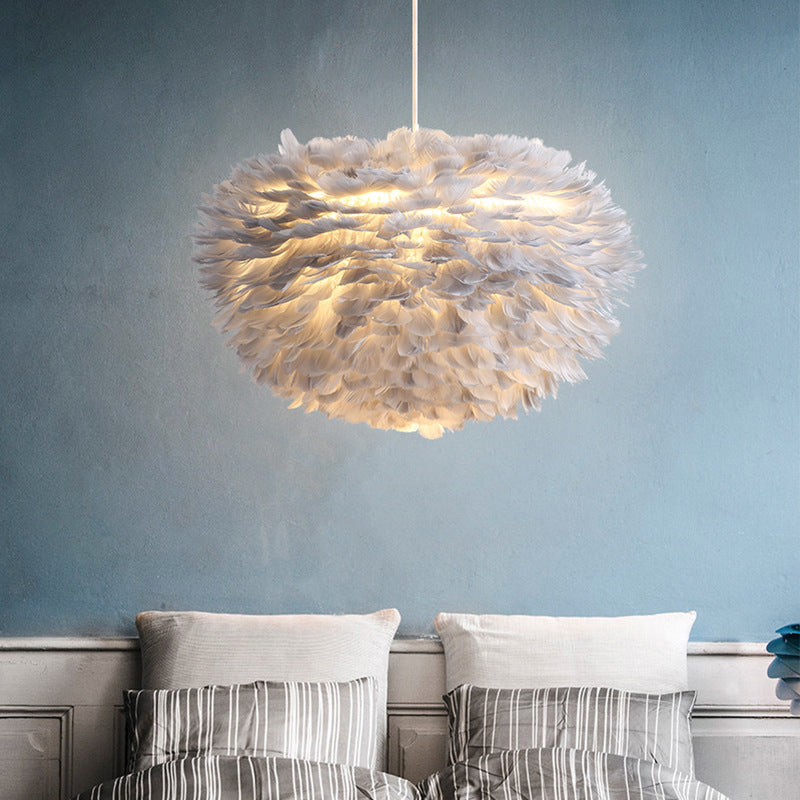 Art Deco White Feather Pendant Lighting Modern Nordic Creative Globe Hanging Ceiling Light for Bedroom Clearhalo 'Ceiling Lights' 'Pendant Lights' 'Pendants' Lighting' 2629107