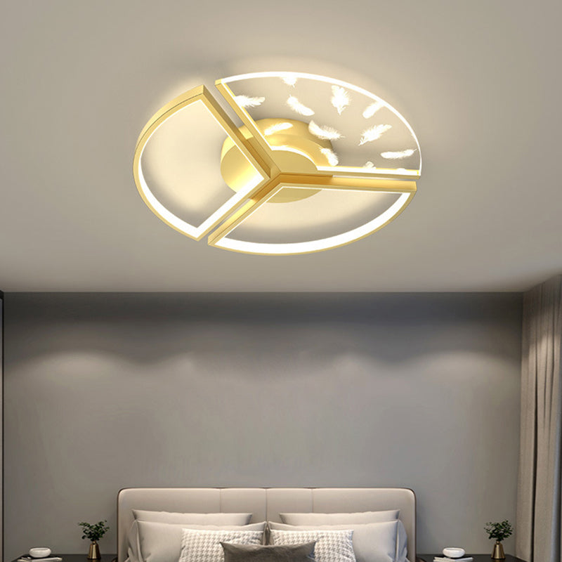 Bedroom LED Flush Light Minimalistic Gold Ceiling Light with Geometric Acrylic Shade Clearhalo 'Ceiling Lights' 'Close To Ceiling Lights' 'Lighting' 2629395