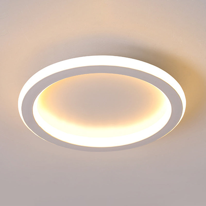 Metal Geometric Ceiling Light Fixture Contemporary LED Flush Mount Ceiling Light White Round Clearhalo 'Ceiling Lights' 'Close To Ceiling Lights' 'Lighting' 2631013