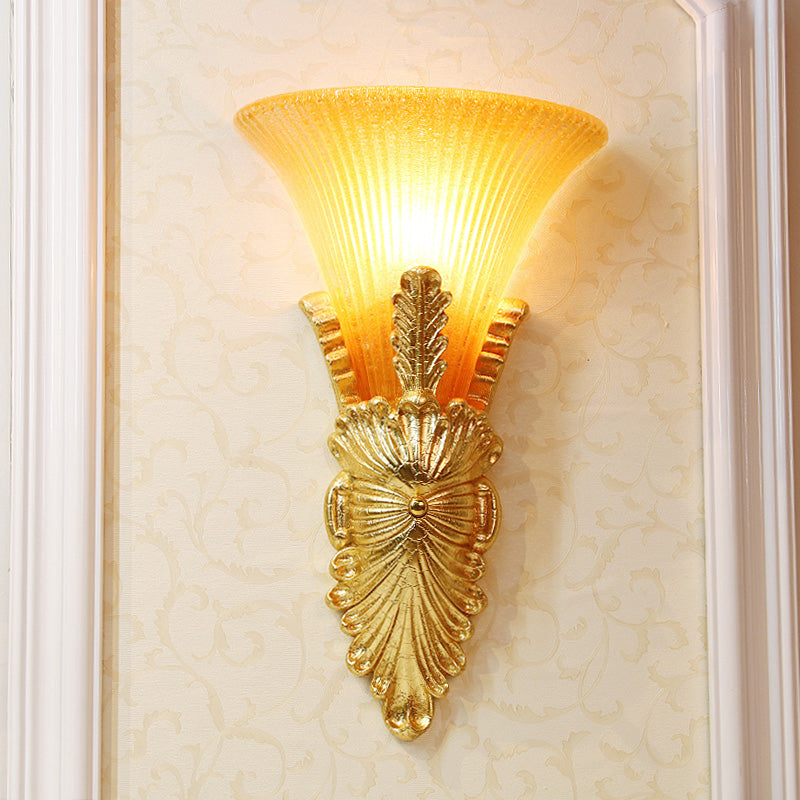 Amber Glass Gold Wall Lighting Flared Single Bulb Colonialism Sconce Light Fixture for Hallway Clearhalo 'Wall Lamps & Sconces' 'Wall Lights' Lighting' 264924