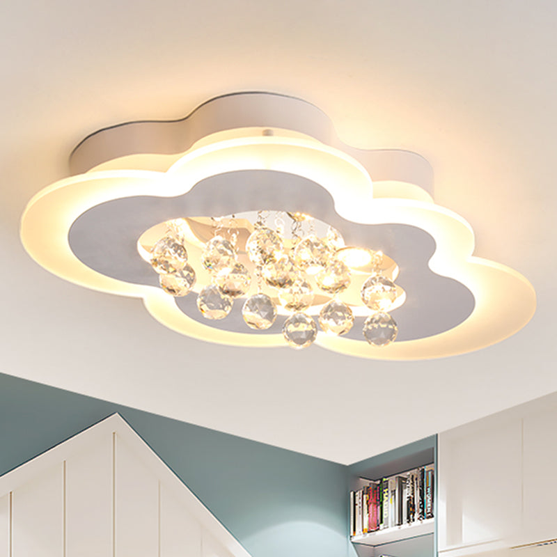 Faceted Crystal Cloud Ceiling Lamp Minimalist White LED Flush Mount Light in Warm/White Light, 21.5"/25.5" Wide Clearhalo 'Ceiling Lights' 'Close To Ceiling Lights' 'Close to ceiling' 'Flush mount' Lighting' 266097