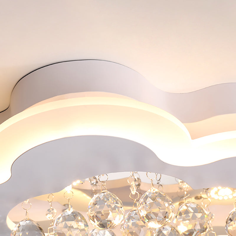 Faceted Crystal Cloud Ceiling Lamp Minimalist White LED Flush Mount Light in Warm/White Light, 21.5"/25.5" Wide Clearhalo 'Ceiling Lights' 'Close To Ceiling Lights' 'Close to ceiling' 'Flush mount' Lighting' 266103