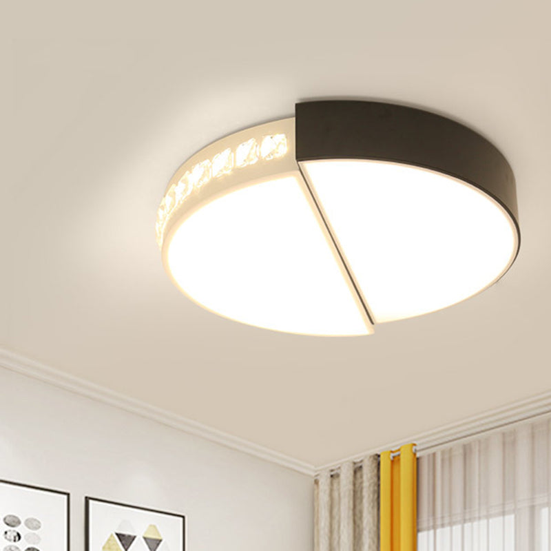 LED Flush Ceiling Light Classic Round Acrylic Flush Mount in Black and White for Living Room Black-White Clearhalo 'Ceiling Lights' 'Close To Ceiling Lights' 'Close to ceiling' 'Flush mount' Lighting' 266305