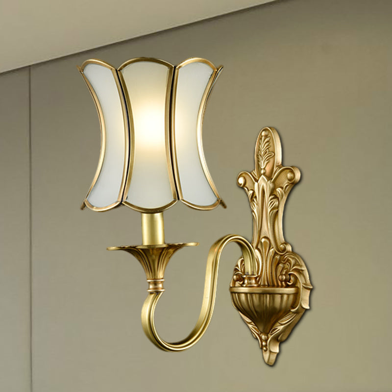 Traditional Curvy Sconce Light Fixture 1/2-Bulb Brass Metal Wall Lamp for Bedroom Clearhalo 'Wall Lamps & Sconces' 'Wall Lights' Lighting' 274368