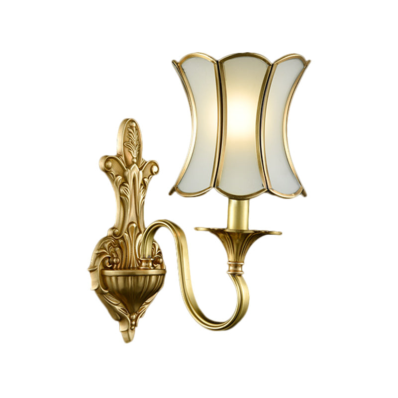 Traditional Curvy Sconce Light Fixture 1/2-Bulb Brass Metal Wall Lamp for Bedroom Clearhalo 'Wall Lamps & Sconces' 'Wall Lights' Lighting' 274370