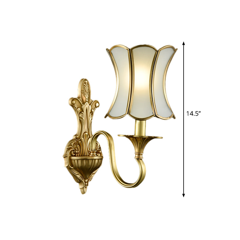 Traditional Curvy Sconce Light Fixture 1/2-Bulb Brass Metal Wall Lamp for Bedroom Clearhalo 'Wall Lamps & Sconces' 'Wall Lights' Lighting' 274371