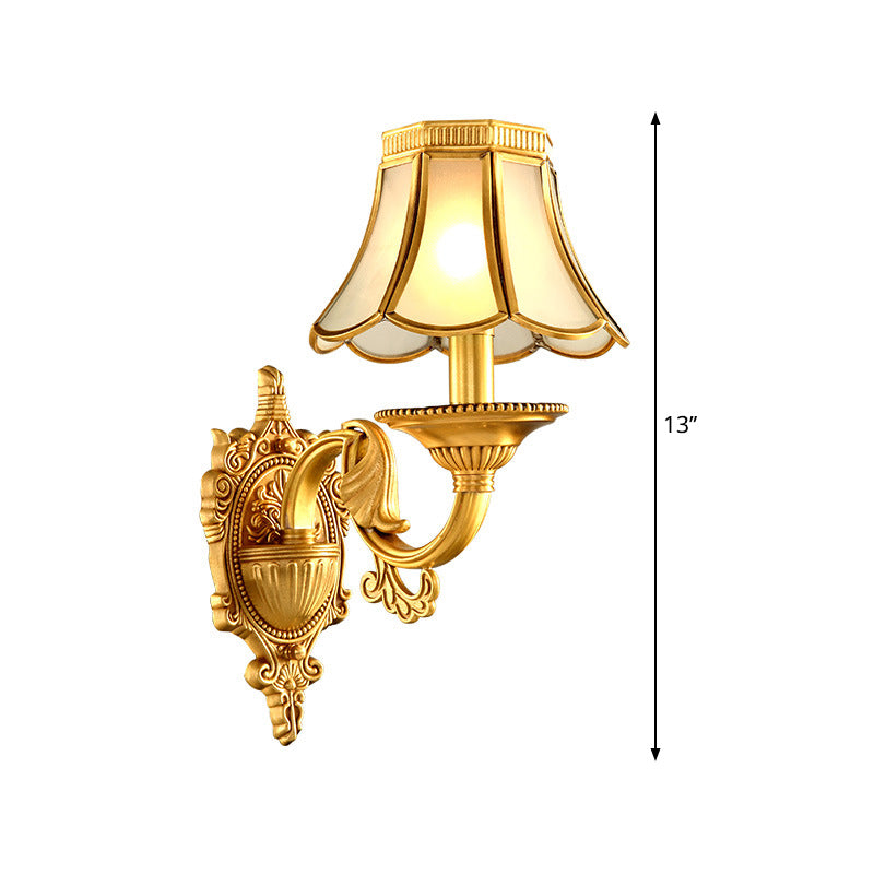 Traditional Scallop Sconce Light 1/2-Bulb Metal Wall Lighting Fixture in Brass for Living Room Clearhalo 'Wall Lamps & Sconces' 'Wall Lights' Lighting' 274439