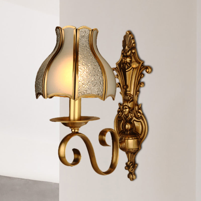 Brass 1/2-Light Wall Light Sconce Traditional Metal Curved Wall Mounted Lamp for Living Room Clearhalo 'Wall Lamps & Sconces' 'Wall Lights' Lighting' 274512